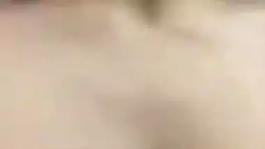 Call girl rides on client’s dick in an Indian sex video