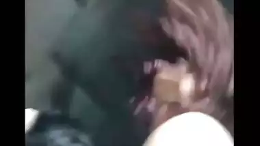 Desi xxx chudai of a Bihari girl in an Oyo room