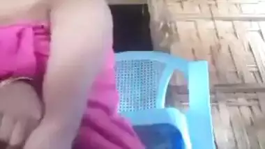 Village bhabhi fingering outdoor