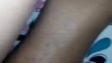Sabhi ke sone ke baad biwi garam
