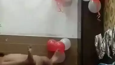 Guy’s desi hard sex makes the girl confess her love