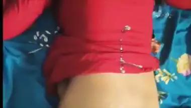 Desi lady’s hardcore Indian sex with her kinky landlord