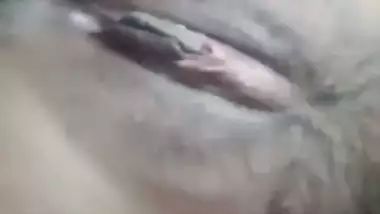Bangladeshi village girl showing naked boobs & pussy