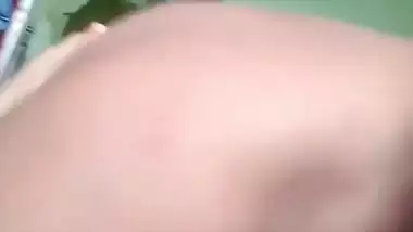 Tamil couple shoots their homemade sex MMS