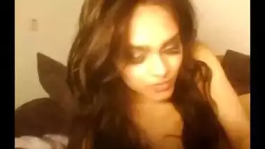 Hindi sexy film of a cam girl fucking her boyfrind live on cam show