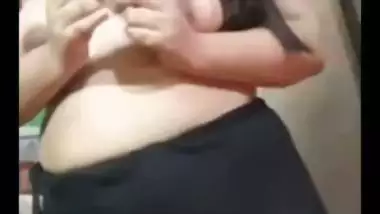 Chubby Bengali unmarried girl fingering viral video