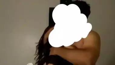 Indian modeling girl pics and sex videos with photographer