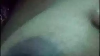 Nipple show video of cute desi girl Sonam
