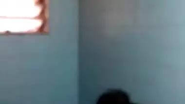 Priya aunty bathing Hiddencam