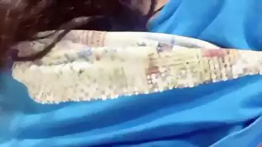 Girlfriend in glasses showing big boobs viral MMS