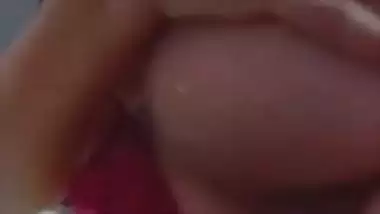 Islamabad model girl showing boobs