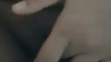 Chubby Bangla fingering pussy